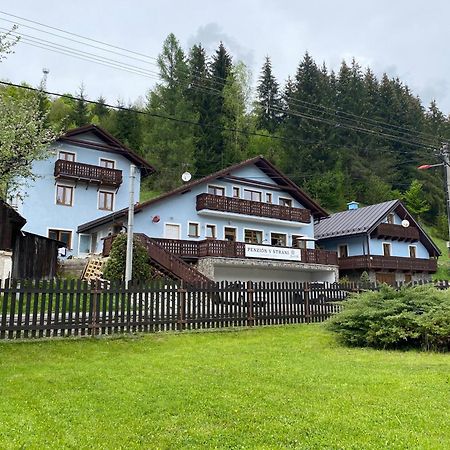 Domcek V Strani Villa Mýto pod Ďumbierom Buitenkant foto